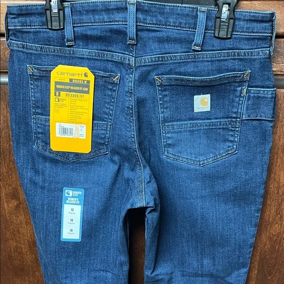 Carhartt Women’s Dark Indigo Relaxed Fit Jeans - Picture 4 of 6